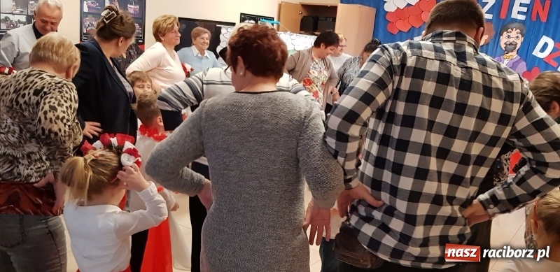 Zdjęcie w galerii na portalu naszraciborz.pl: Tak świętowano Dzień Babci i Dziadka w Turzu wiadomości z regionu