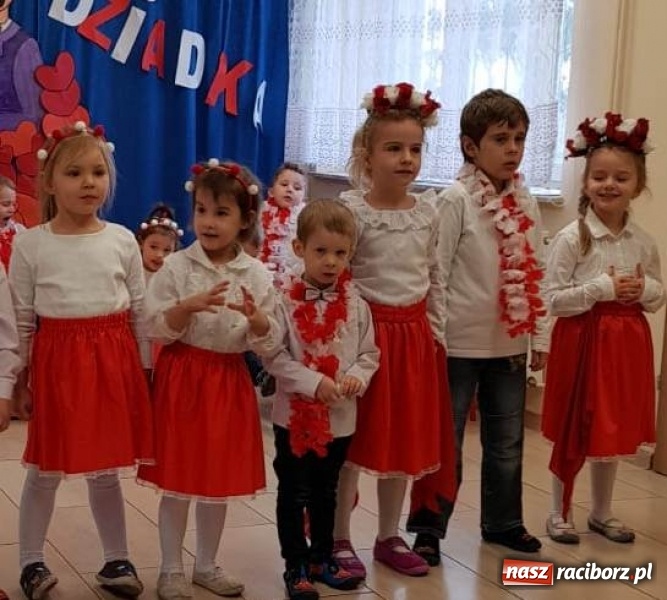 Zdjęcie w galerii na portalu naszraciborz.pl: Tak świętowano Dzień Babci i Dziadka w Turzu wiadomości z regionu