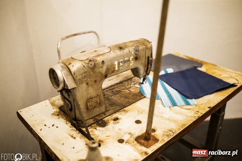 Zdjęcie w galerii na portalu naszraciborz.pl: W lochach raciborskiego więzienia otwarto małe muzeum FOTO i WIDEO wiadomości z regionu