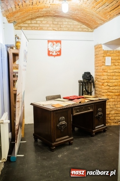 Zdjęcie w galerii na portalu naszraciborz.pl: W lochach raciborskiego więzienia otwarto małe muzeum FOTO i WIDEO wiadomości z regionu