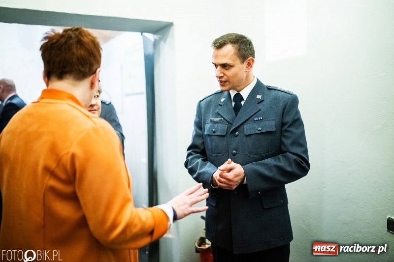 Zdjęcie w galerii na portalu naszraciborz.pl: W lochach raciborskiego więzienia otwarto małe muzeum FOTO i WIDEO wiadomości z regionu