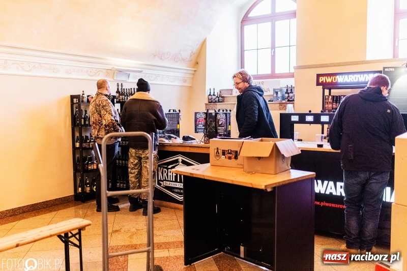 Zdjęcie w galerii na portalu naszraciborz.pl: Zlot Browarów Rzemieślniczych w podziemiach raciborskiego zamku WIDEO  wiadomości z regionu