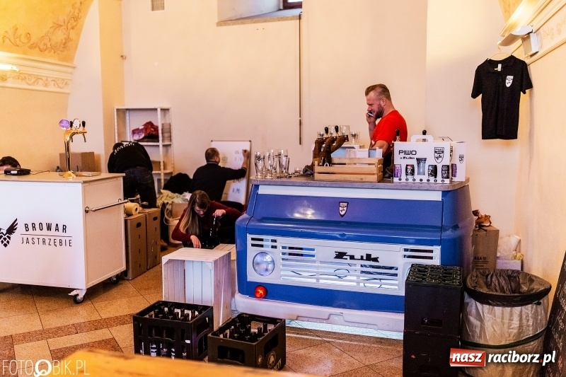 Zdjęcie w galerii na portalu naszraciborz.pl: Zlot Browarów Rzemieślniczych w podziemiach raciborskiego zamku WIDEO  wiadomości z regionu