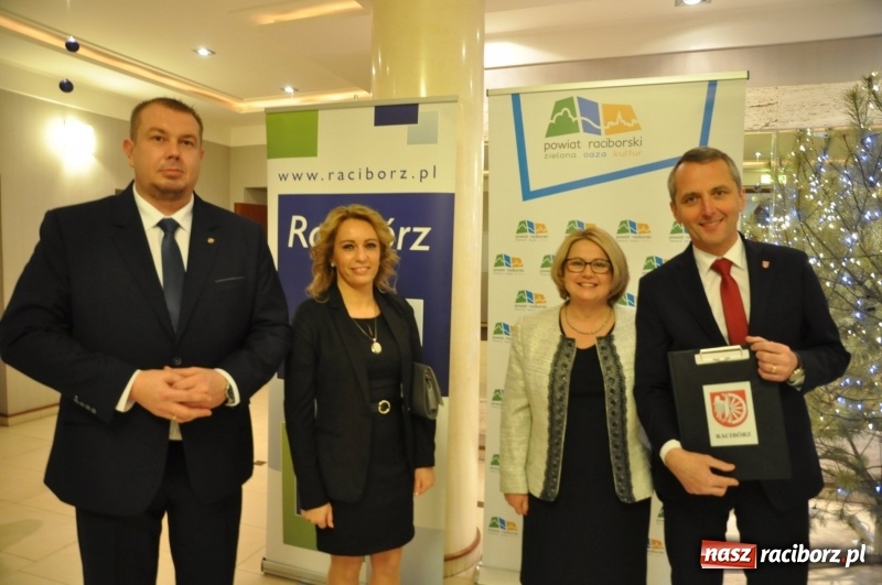 Zdjęcie w galerii na portalu naszraciborz.pl: Najważniejszy jest początek... Starosta i prezydent debiutowali jako gospodarze na spotkaniu noworocznym FOTO i WIDEO wiadomości z regionu