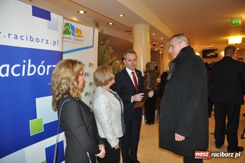 Zdjęcie w galerii na portalu naszraciborz.pl: Najważniejszy jest początek... Starosta i prezydent debiutowali jako gospodarze na spotkaniu noworocznym FOTO i WIDEO wiadomości z regionu