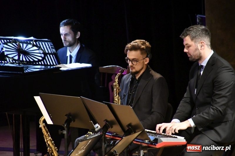 Zdjęcie w galerii na portalu naszraciborz.pl: Najważniejszy jest początek... Starosta i prezydent debiutowali jako gospodarze na spotkaniu noworocznym FOTO i WIDEO wiadomości z regionu