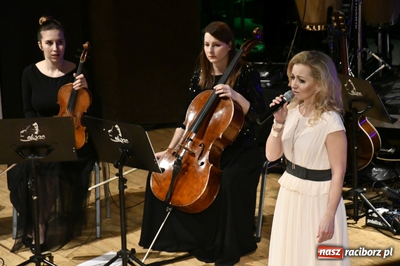 Zdjęcie w galerii na portalu naszraciborz.pl: Najważniejszy jest początek... Starosta i prezydent debiutowali jako gospodarze na spotkaniu noworocznym FOTO i WIDEO wiadomości z regionu