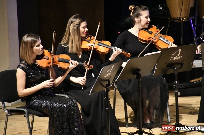 Zdjęcie w galerii na portalu naszraciborz.pl: Najważniejszy jest początek... Starosta i prezydent debiutowali jako gospodarze na spotkaniu noworocznym FOTO i WIDEO wiadomości z regionu