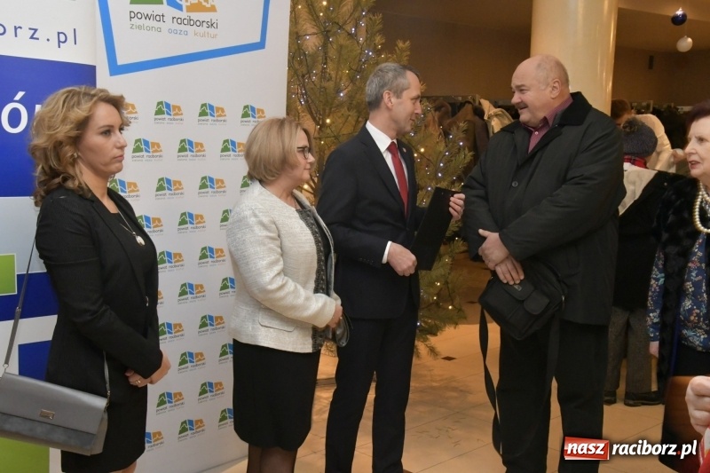 Zdjęcie w galerii na portalu naszraciborz.pl: Najważniejszy jest początek... Starosta i prezydent debiutowali jako gospodarze na spotkaniu noworocznym FOTO i WIDEO wiadomości z regionu