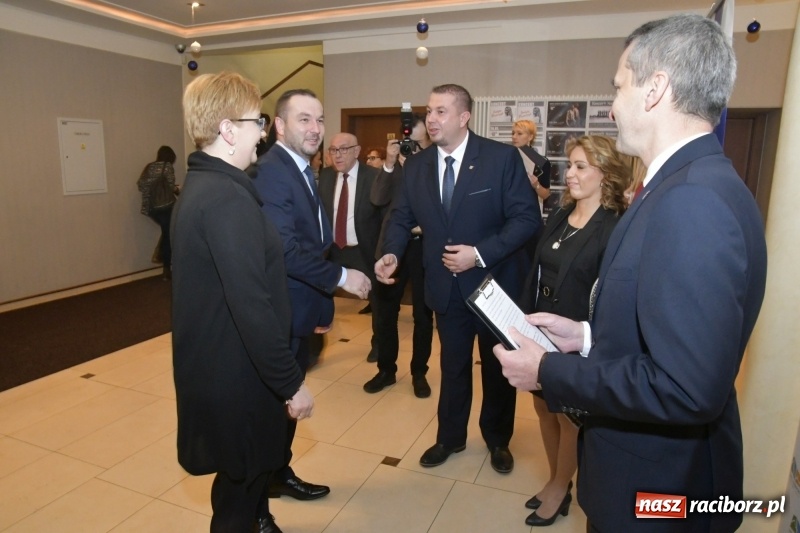 Zdjęcie w galerii na portalu naszraciborz.pl: Najważniejszy jest początek... Starosta i prezydent debiutowali jako gospodarze na spotkaniu noworocznym FOTO i WIDEO wiadomości z regionu