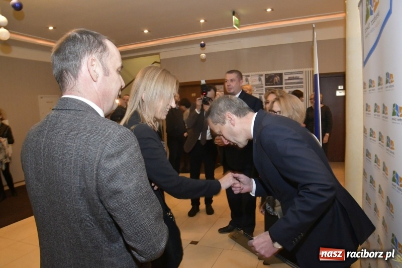 Zdjęcie w galerii na portalu naszraciborz.pl: Najważniejszy jest początek... Starosta i prezydent debiutowali jako gospodarze na spotkaniu noworocznym FOTO i WIDEO wiadomości z regionu