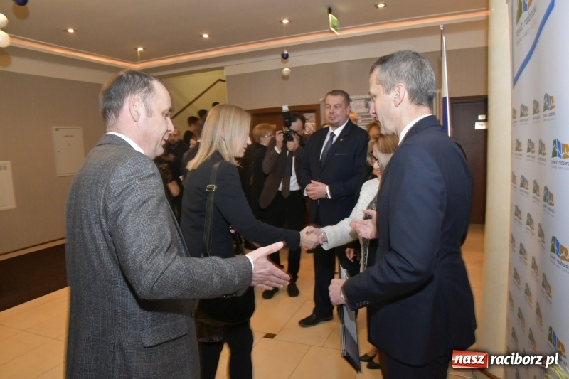 Zdjęcie w galerii na portalu naszraciborz.pl: Najważniejszy jest początek... Starosta i prezydent debiutowali jako gospodarze na spotkaniu noworocznym FOTO i WIDEO wiadomości z regionu