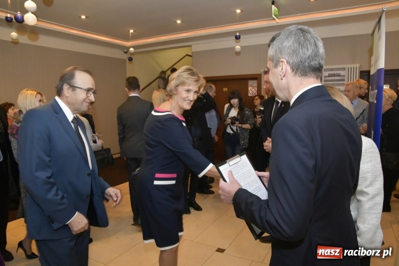 Zdjęcie w galerii na portalu naszraciborz.pl: Najważniejszy jest początek... Starosta i prezydent debiutowali jako gospodarze na spotkaniu noworocznym FOTO i WIDEO wiadomości z regionu