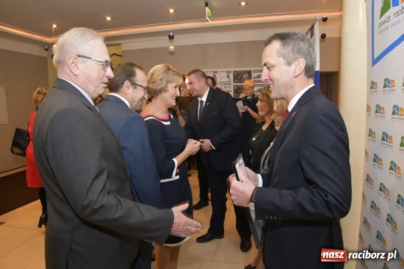 Zdjęcie w galerii na portalu naszraciborz.pl: Najważniejszy jest początek... Starosta i prezydent debiutowali jako gospodarze na spotkaniu noworocznym FOTO i WIDEO wiadomości z regionu