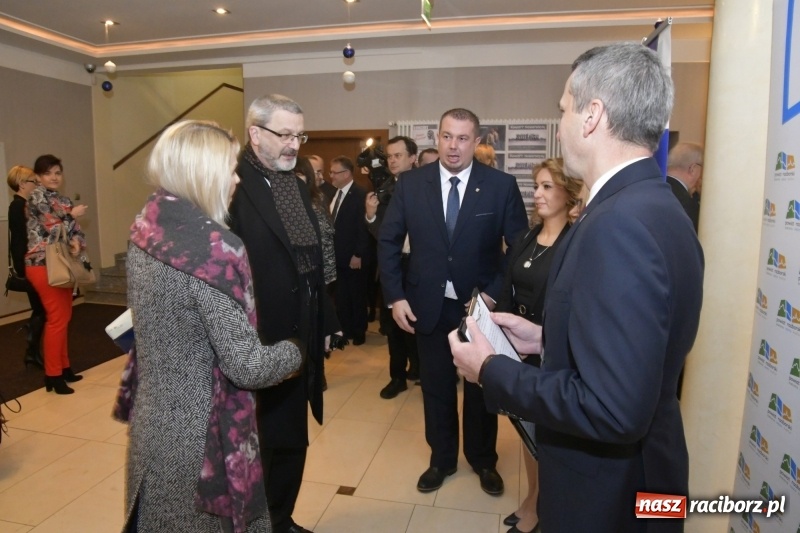 Zdjęcie w galerii na portalu naszraciborz.pl: Najważniejszy jest początek... Starosta i prezydent debiutowali jako gospodarze na spotkaniu noworocznym FOTO i WIDEO wiadomości z regionu