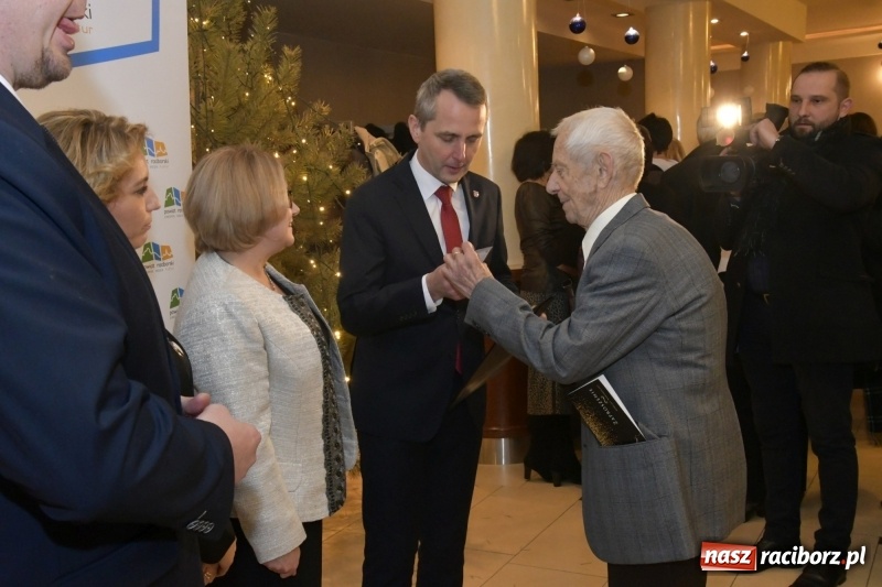 Zdjęcie w galerii na portalu naszraciborz.pl: Najważniejszy jest początek... Starosta i prezydent debiutowali jako gospodarze na spotkaniu noworocznym FOTO i WIDEO wiadomości z regionu