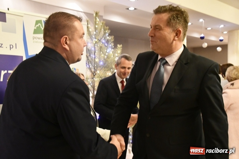 Zdjęcie w galerii na portalu naszraciborz.pl: Najważniejszy jest początek... Starosta i prezydent debiutowali jako gospodarze na spotkaniu noworocznym FOTO i WIDEO wiadomości z regionu