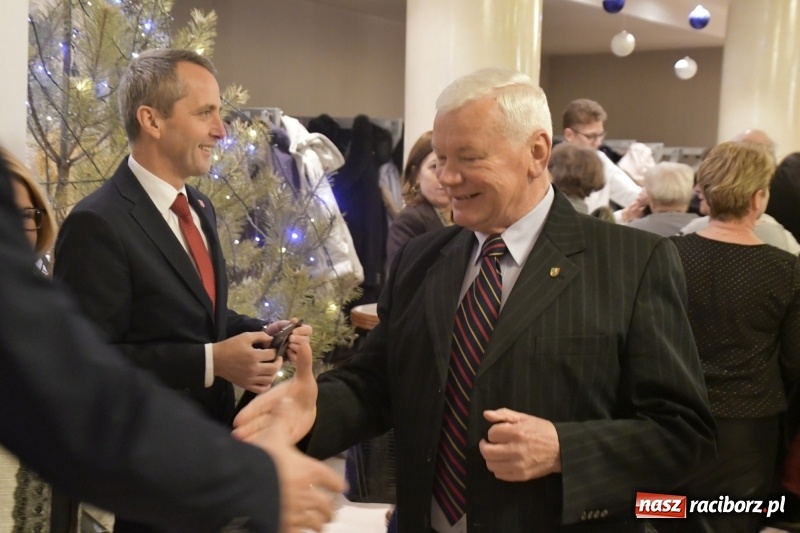 Zdjęcie w galerii na portalu naszraciborz.pl: Najważniejszy jest początek... Starosta i prezydent debiutowali jako gospodarze na spotkaniu noworocznym FOTO i WIDEO wiadomości z regionu