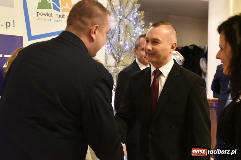 Zdjęcie w galerii na portalu naszraciborz.pl: Najważniejszy jest początek... Starosta i prezydent debiutowali jako gospodarze na spotkaniu noworocznym FOTO i WIDEO wiadomości z regionu