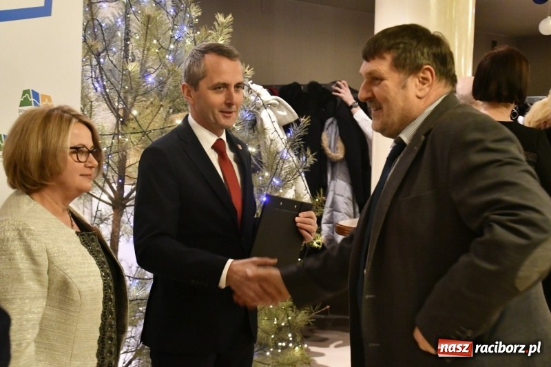 Zdjęcie w galerii na portalu naszraciborz.pl: Najważniejszy jest początek... Starosta i prezydent debiutowali jako gospodarze na spotkaniu noworocznym FOTO i WIDEO wiadomości z regionu