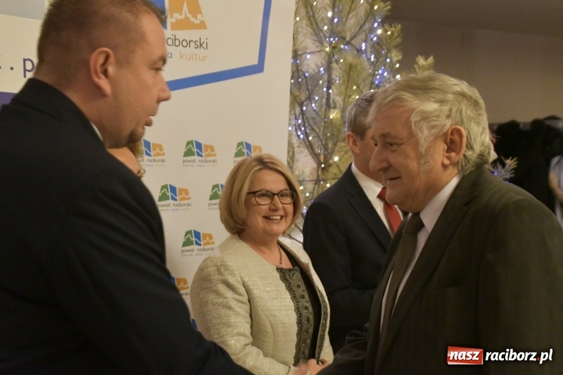 Zdjęcie w galerii na portalu naszraciborz.pl: Najważniejszy jest początek... Starosta i prezydent debiutowali jako gospodarze na spotkaniu noworocznym FOTO i WIDEO wiadomości z regionu