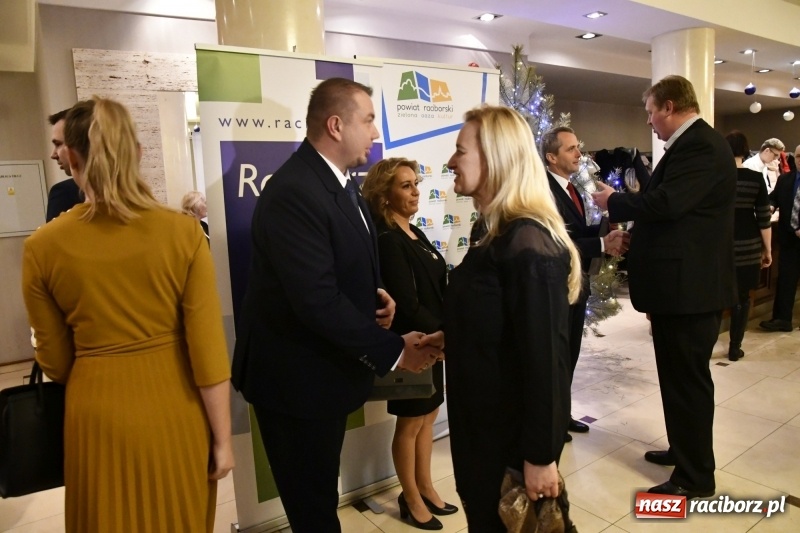 Zdjęcie w galerii na portalu naszraciborz.pl: Najważniejszy jest początek... Starosta i prezydent debiutowali jako gospodarze na spotkaniu noworocznym FOTO i WIDEO wiadomości z regionu