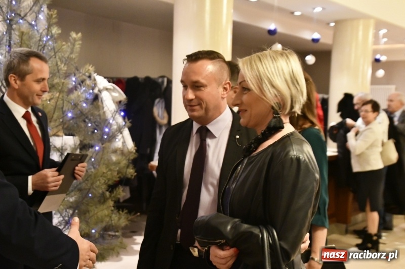 Zdjęcie w galerii na portalu naszraciborz.pl: Najważniejszy jest początek... Starosta i prezydent debiutowali jako gospodarze na spotkaniu noworocznym FOTO i WIDEO wiadomości z regionu