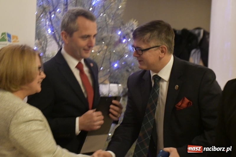 Zdjęcie w galerii na portalu naszraciborz.pl: Najważniejszy jest początek... Starosta i prezydent debiutowali jako gospodarze na spotkaniu noworocznym FOTO i WIDEO wiadomości z regionu