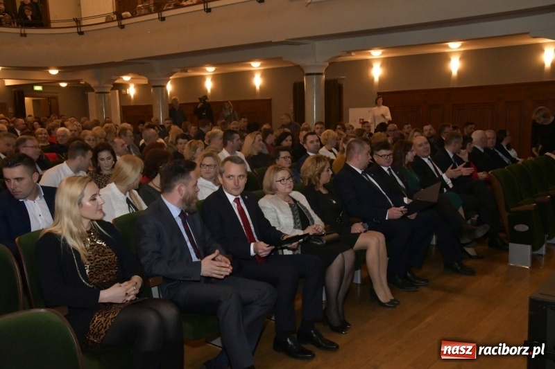 Zdjęcie w galerii na portalu naszraciborz.pl: Najważniejszy jest początek... Starosta i prezydent debiutowali jako gospodarze na spotkaniu noworocznym FOTO i WIDEO wiadomości z regionu