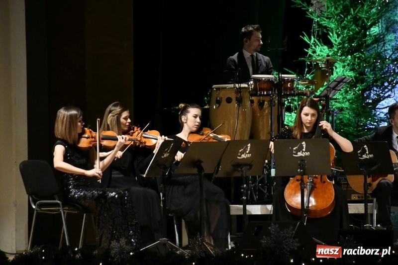 Zdjęcie w galerii na portalu naszraciborz.pl: Najważniejszy jest początek... Starosta i prezydent debiutowali jako gospodarze na spotkaniu noworocznym FOTO i WIDEO wiadomości z regionu