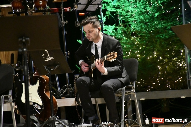 Zdjęcie w galerii na portalu naszraciborz.pl: Najważniejszy jest początek... Starosta i prezydent debiutowali jako gospodarze na spotkaniu noworocznym FOTO i WIDEO wiadomości z regionu