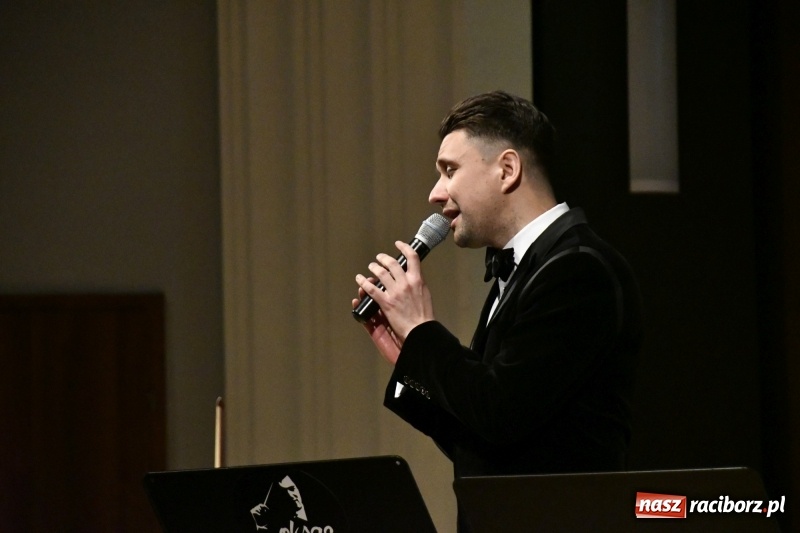 Zdjęcie w galerii na portalu naszraciborz.pl: Najważniejszy jest początek... Starosta i prezydent debiutowali jako gospodarze na spotkaniu noworocznym FOTO i WIDEO wiadomości z regionu