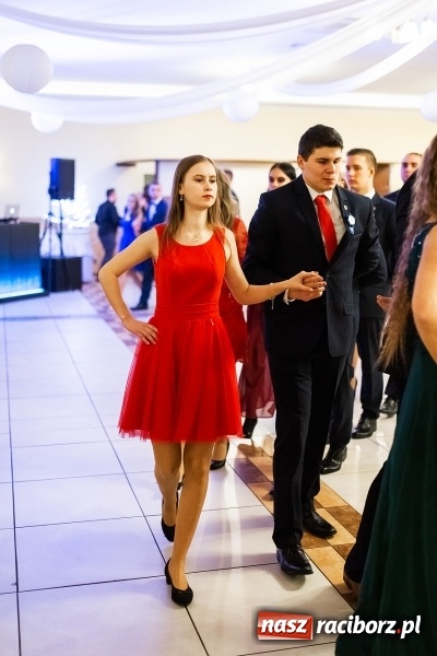 Zdjęcie w galerii na portalu naszraciborz.pl: Studniówka raciborskiego Mechanika w Anielskim Młynie FOTO i WIDEO wiadomości z regionu