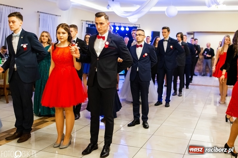 Zdjęcie w galerii na portalu naszraciborz.pl: Studniówka raciborskiego Mechanika w Anielskim Młynie FOTO i WIDEO wiadomości z regionu