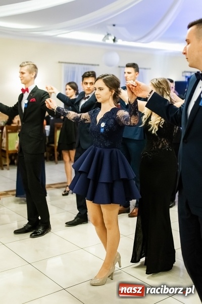 Zdjęcie w galerii na portalu naszraciborz.pl: Studniówka raciborskiego Mechanika w Anielskim Młynie FOTO i WIDEO wiadomości z regionu