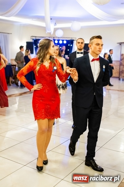 Zdjęcie w galerii na portalu naszraciborz.pl: Studniówka raciborskiego Mechanika w Anielskim Młynie FOTO i WIDEO wiadomości z regionu