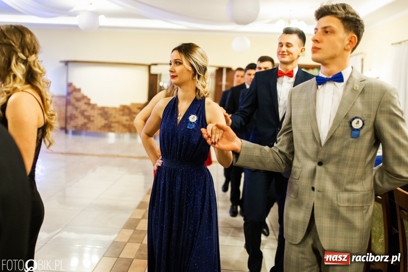 Zdjęcie w galerii na portalu naszraciborz.pl: Studniówka raciborskiego Mechanika w Anielskim Młynie FOTO i WIDEO wiadomości z regionu