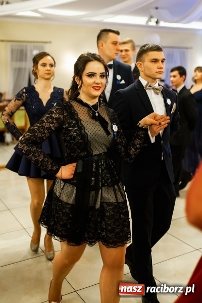 Zdjęcie w galerii na portalu naszraciborz.pl: Studniówka raciborskiego Mechanika w Anielskim Młynie FOTO i WIDEO wiadomości z regionu