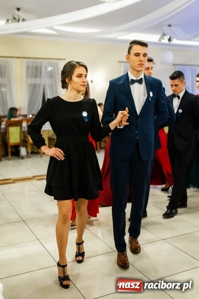 Zdjęcie w galerii na portalu naszraciborz.pl: Studniówka raciborskiego Mechanika w Anielskim Młynie FOTO i WIDEO wiadomości z regionu