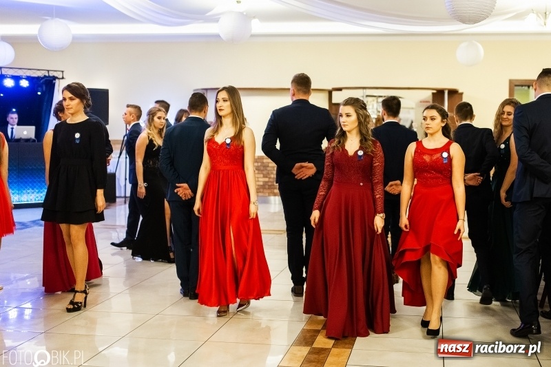 Zdjęcie w galerii na portalu naszraciborz.pl: Studniówka raciborskiego Mechanika w Anielskim Młynie FOTO i WIDEO wiadomości z regionu