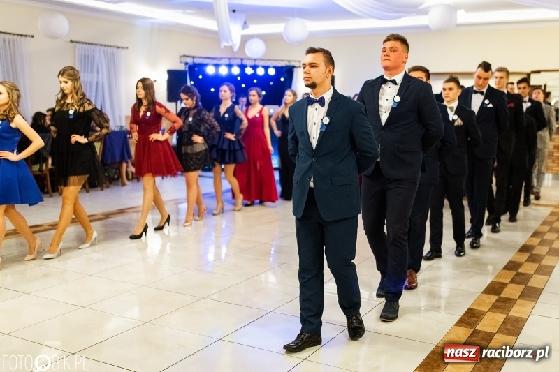 Zdjęcie w galerii na portalu naszraciborz.pl: Studniówka raciborskiego Mechanika w Anielskim Młynie FOTO i WIDEO wiadomości z regionu