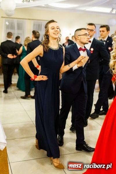 Zdjęcie w galerii na portalu naszraciborz.pl: Studniówka raciborskiego Mechanika w Anielskim Młynie FOTO i WIDEO wiadomości z regionu