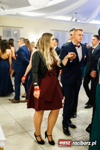 Zdjęcie w galerii na portalu naszraciborz.pl: Studniówka raciborskiego Mechanika w Anielskim Młynie FOTO i WIDEO wiadomości z regionu