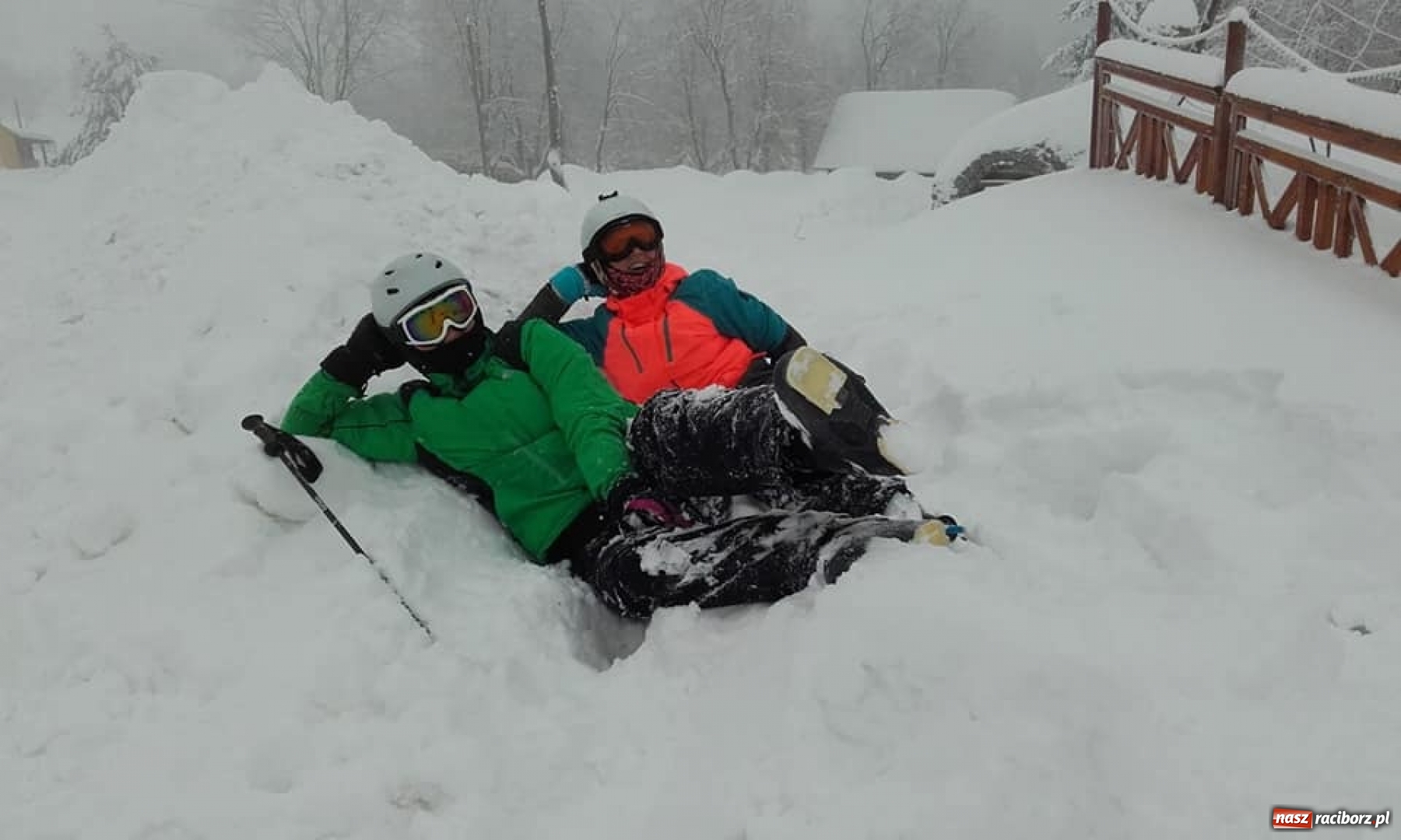Zdjęcie w galerii na portalu naszraciborz.pl: II LO szusuje w najlepsze! - relacja uczniów  wiadomości z regionu