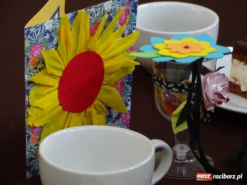 Zdjęcie w galerii na portalu naszraciborz.pl: Światowy pokaz mody w Kobyli wiadomości z regionu