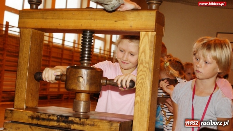 Zdjęcie w galerii na portalu naszraciborz.pl: Tak to kiedyś w Markowicach było...  wiadomości z regionu