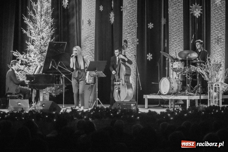 Zdjęcie w galerii na portalu naszraciborz.pl: Judyta Pisarczyk Quartet w RCK wiadomości z regionu