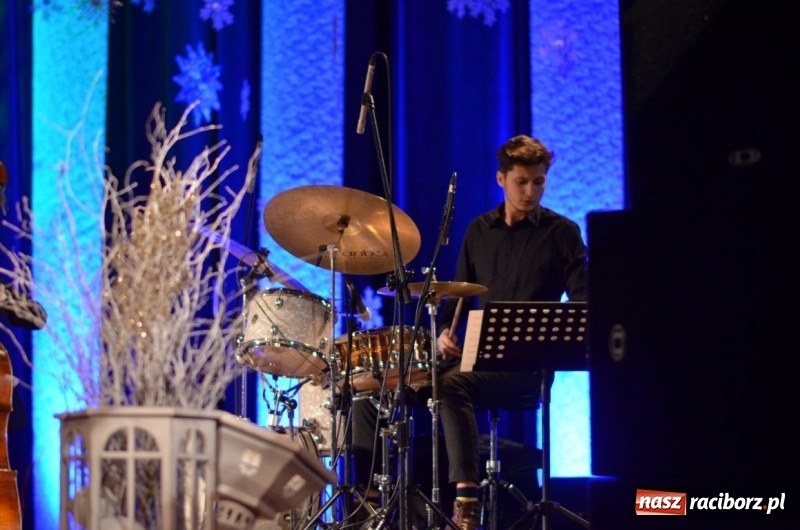 Zdjęcie w galerii na portalu naszraciborz.pl: Judyta Pisarczyk Quartet w RCK wiadomości z regionu