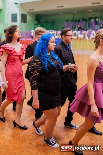 Zdjęcie w galerii na portalu naszraciborz.pl: I LO wybrało na studniówkę Arenę Rafako FOTO i WIDEO wiadomości z regionu