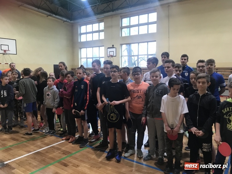 Zdjęcie w galerii na portalu naszraciborz.pl: Tenisiści stołowi walczyli o Puchar Wójta Gminy Nędza wiadomości z regionu